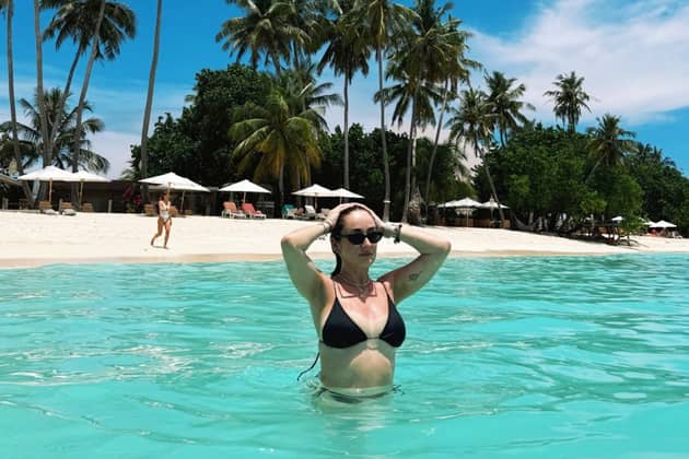 Traveller Kara Wilbur, 23, bagged trip to the Maldives for “less than £500”.