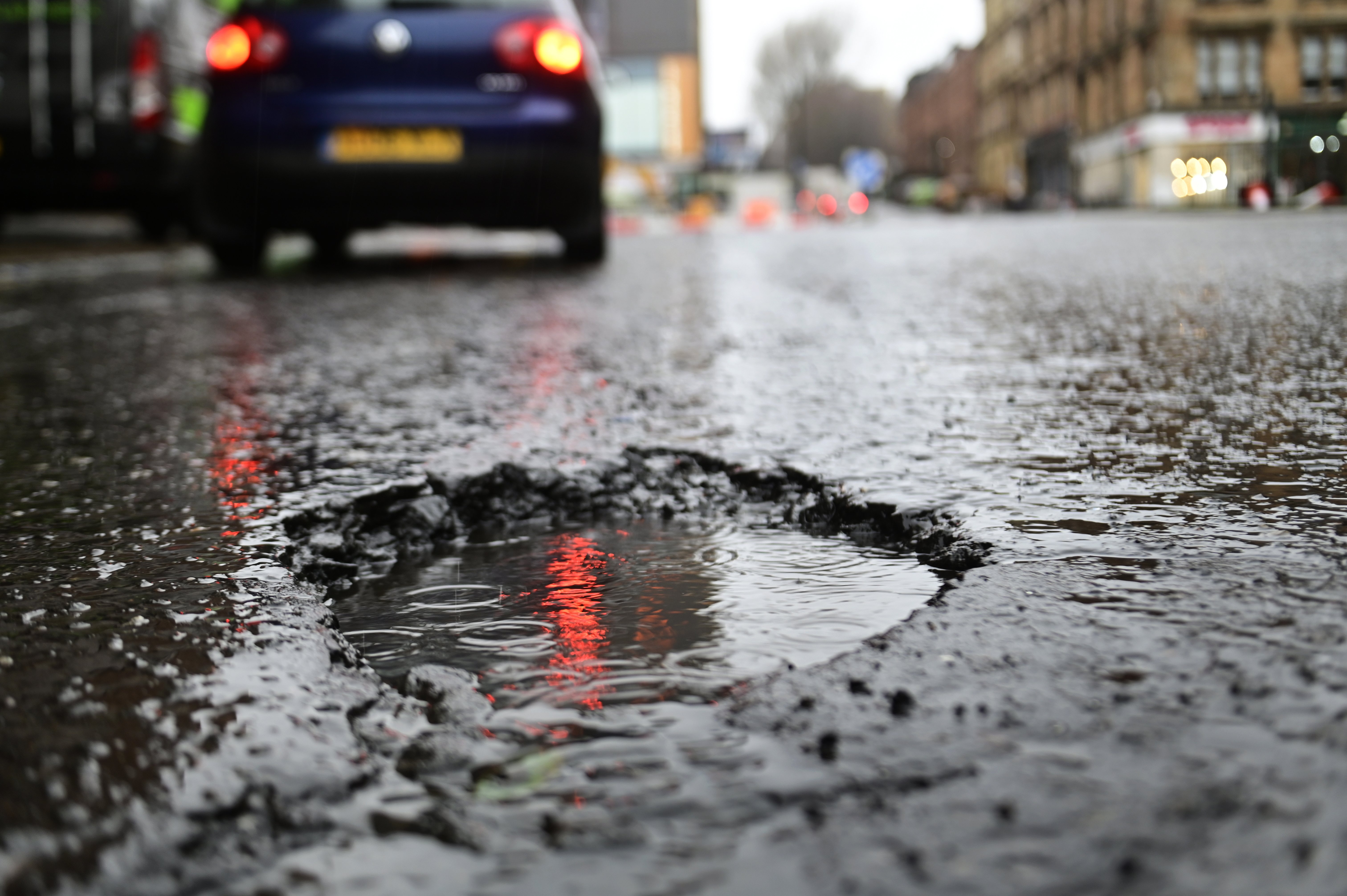 Pothoole Only one in 10 people in North Yorkshire are satisfied with pothole ...
