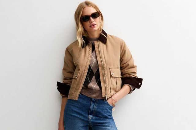 New season drop in New Look: Tan Contrast Collar Cropped Barn Jacket is the perfect summer to autumn staple