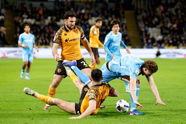 Neither side could force a breakthrough as Hull City battled Coventry City.