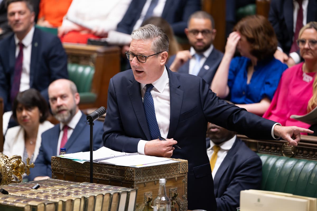 Sir Keir Starmer verteidigt Rachel Reeves' Bilanz gegen die Angriffe ...