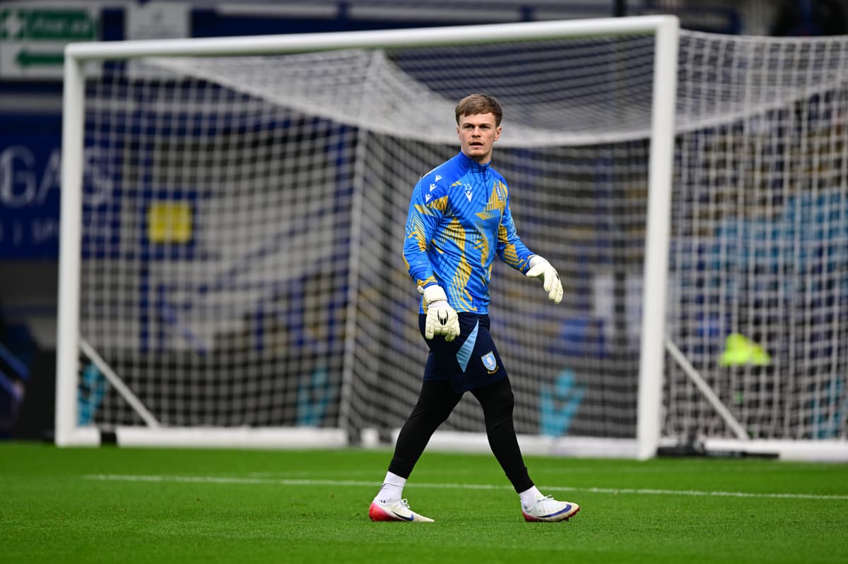 QPR-Torwart Murphy Cooper darf mit Sheffield Wednesday, MK Dons und ...