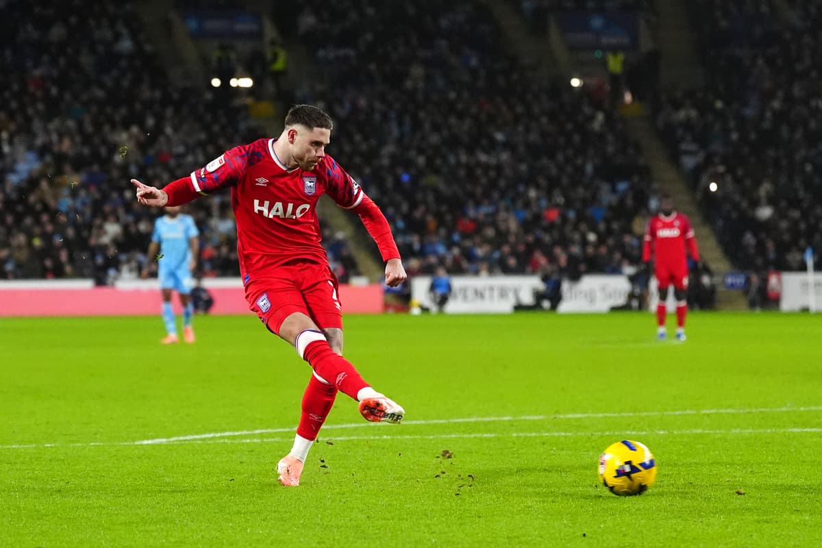 Sheffield Wednesday dealt transfer blow as Ipswich Town hand new deal to ...