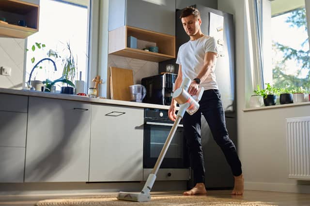 Shark's PowerDetect Cordless Pet Vacuum Cleaner automatically adjusts its cleaning performance as you move around your home