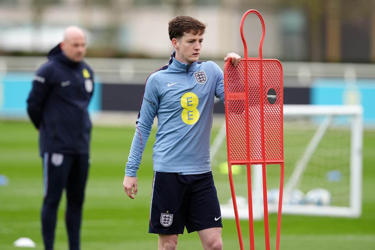 Hull City 'exploring' deal for Norwich City and England U21s star Kellen ...