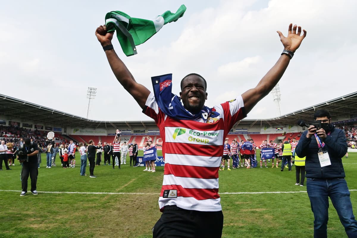 Doncaster Rovers-Aufsteiger Joseph Olowu verlässt Stockport County ...