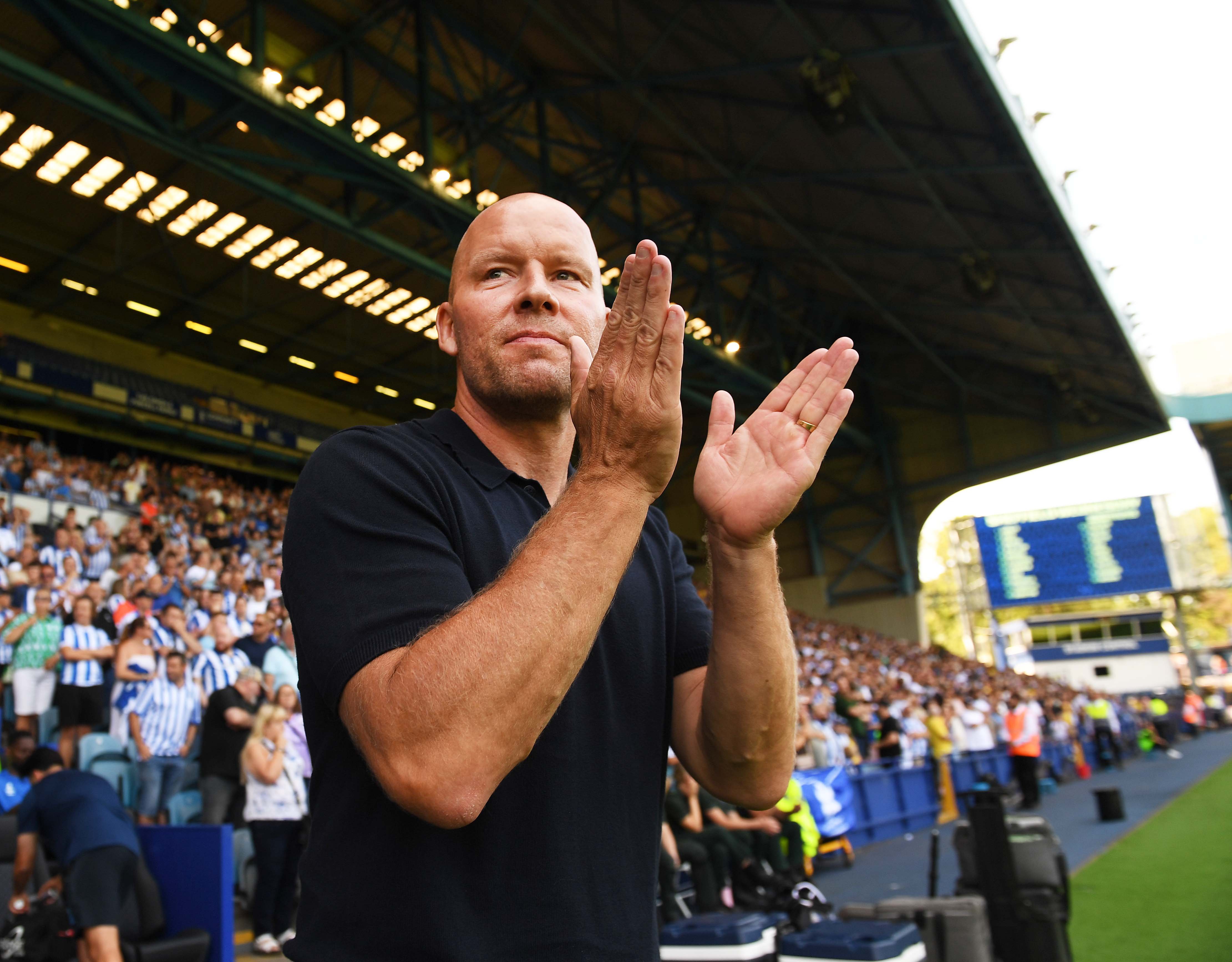 Leyton Orient gegen Sheffield Wednesday: Henrik Pedersen findet einen ...