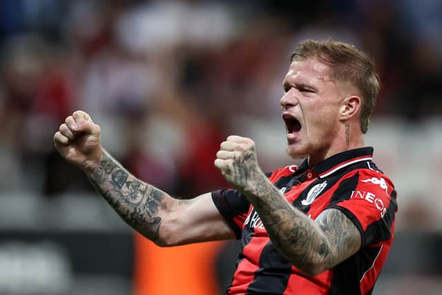 Melvin Bard has joined Leeds United on loan from Ligue 1 outfit Nice.
