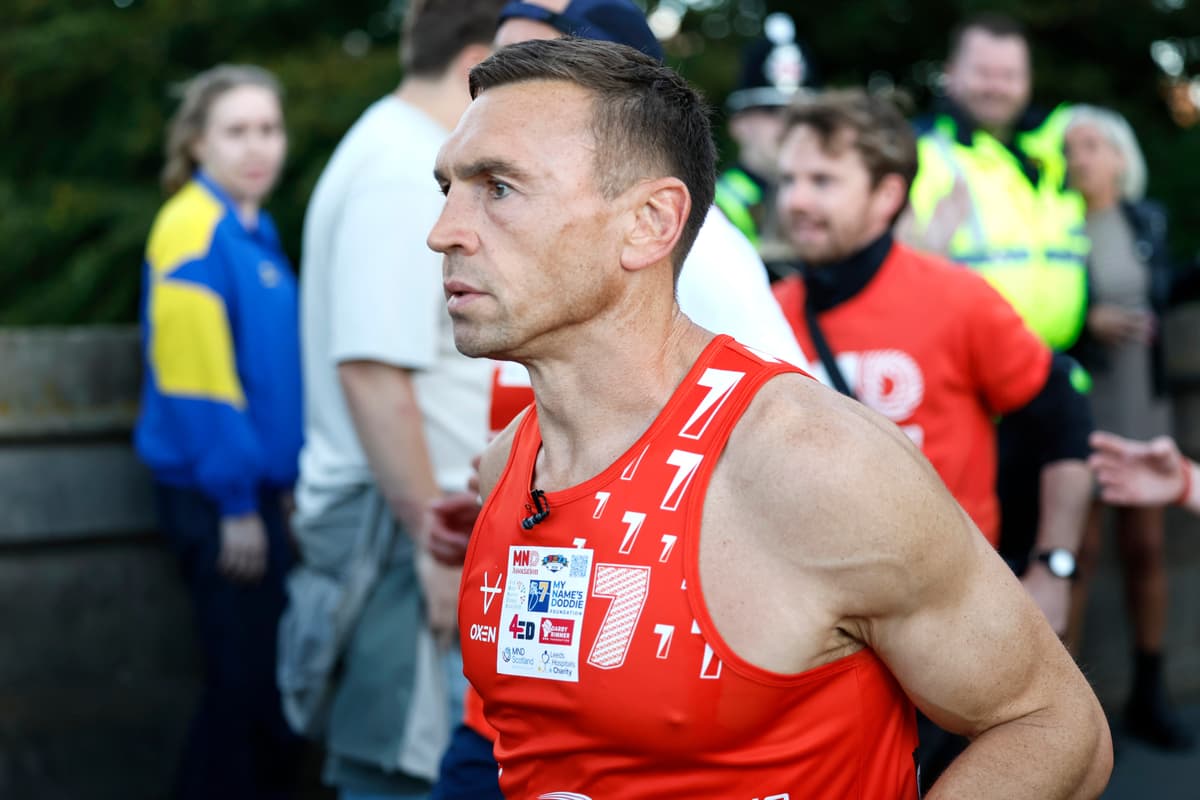 Sir Kevin Sinfield completes 7 in 7: the Grand Finale - his final MND ...