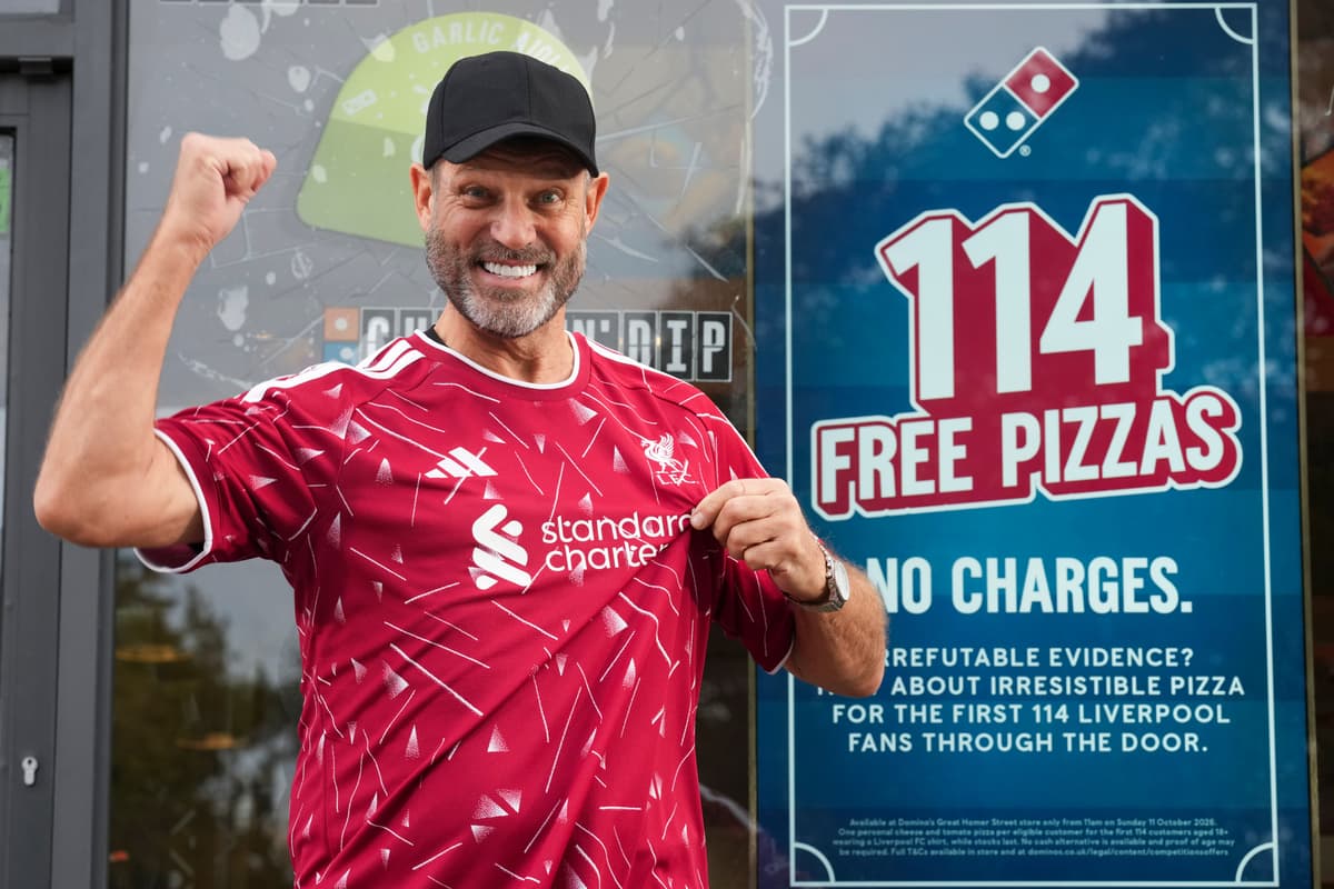 Liverpool Uk Postcode Jurgen Klopp lookalike launches giveaway of 114 free pizzas to ...