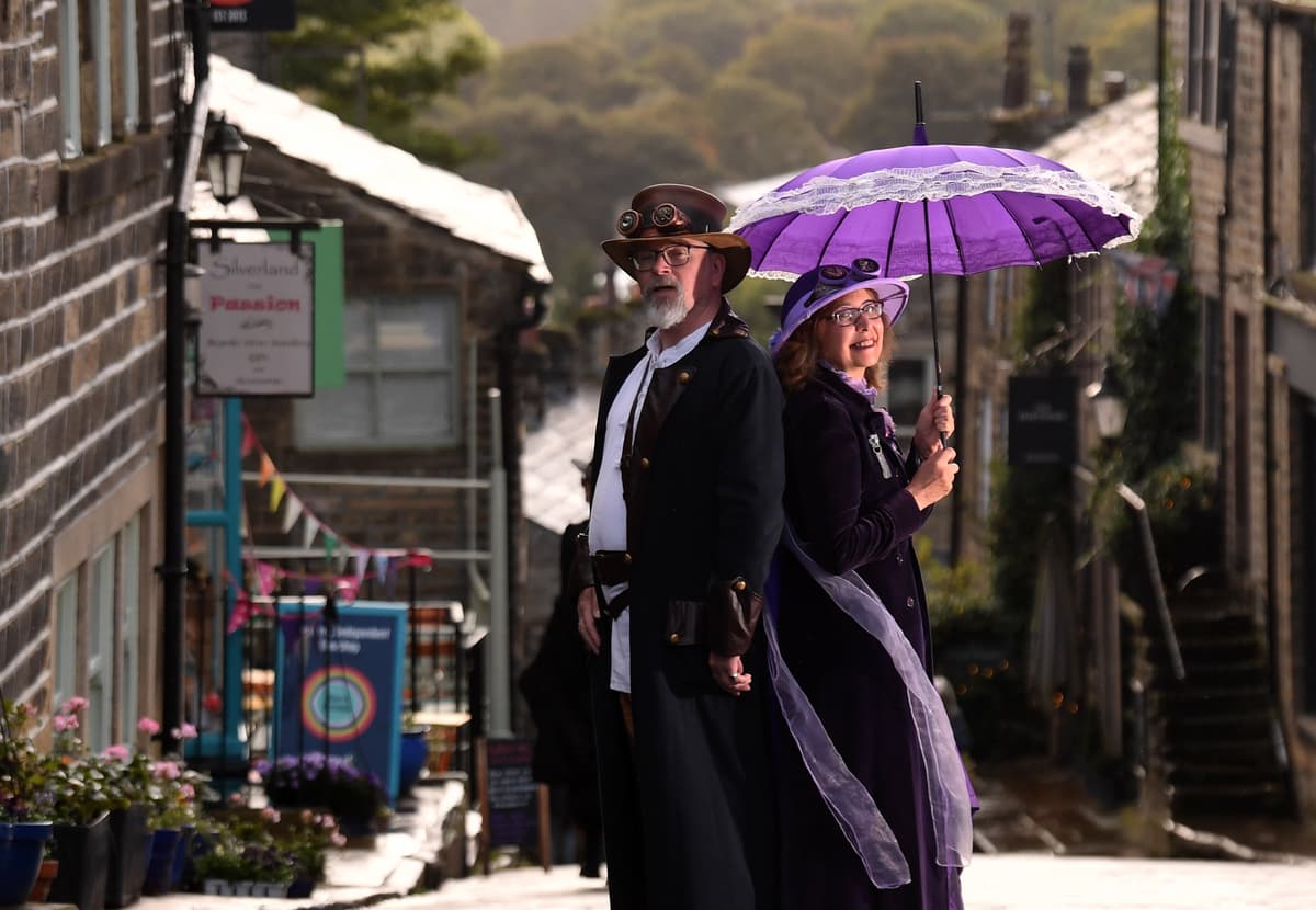 Haworth Steampunk Weekend 2026: Spectacular costumes take over historic ...