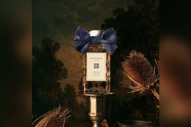 Jo Malone London's new Vanilla Scotch Cologne combines warm vanilla, amber and a distinctive whisky note, making it a gorgeous fragrance especially for the colder months.