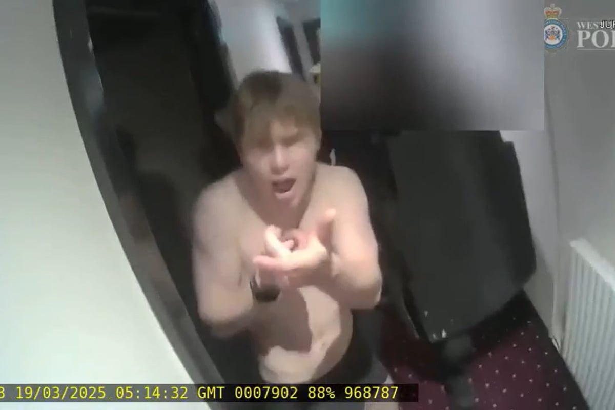 Teenage hitman from Norway arrested at Huddersfield hotel locked up for plotting UK murder for Iran-backed gang