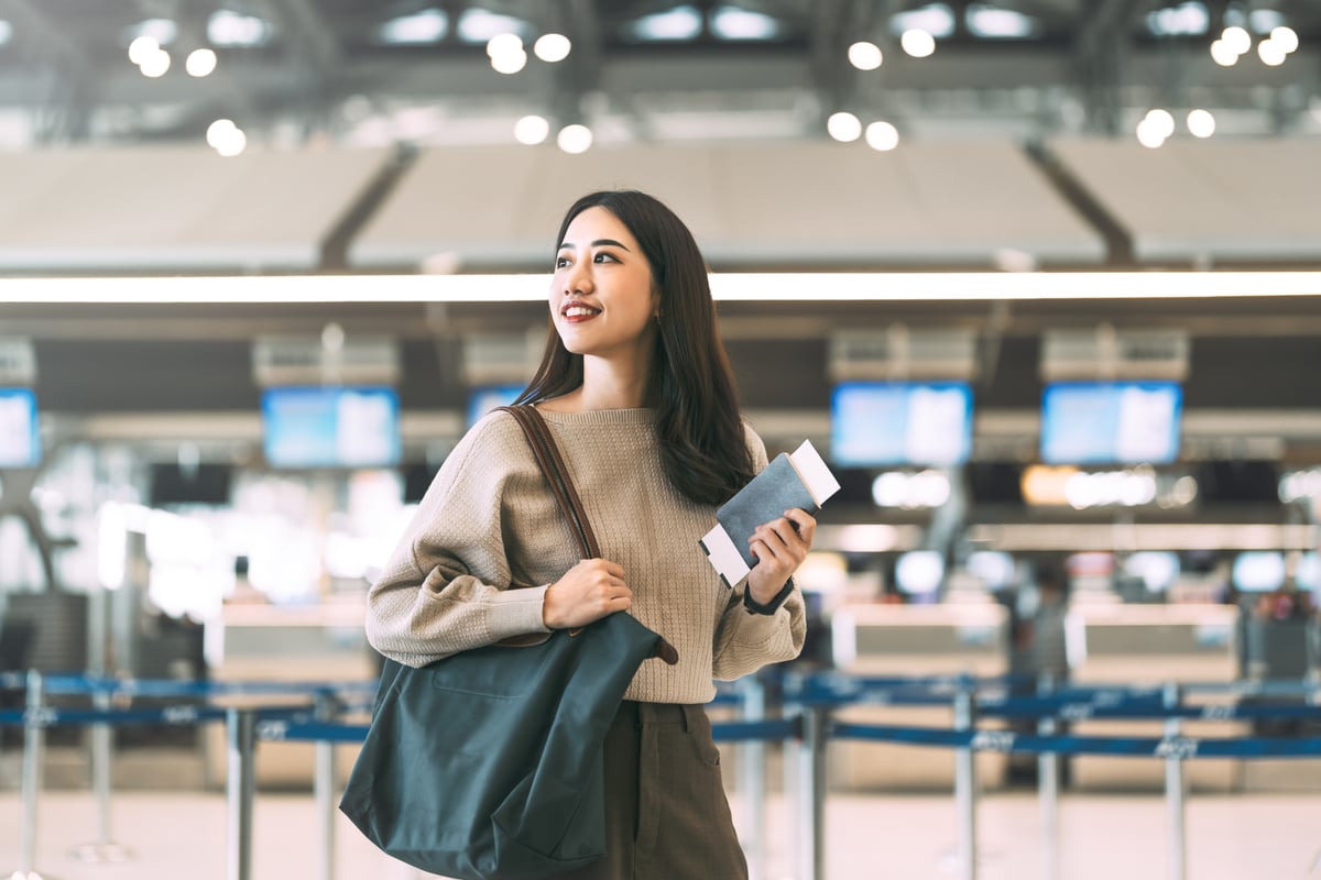 Christmas flights from the UK fall by up to 39 percent as KAYAK reveals festive fare savings