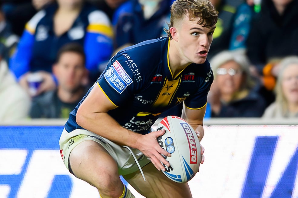 Leeds Rhinos full-back McCormack signs new three-year deal