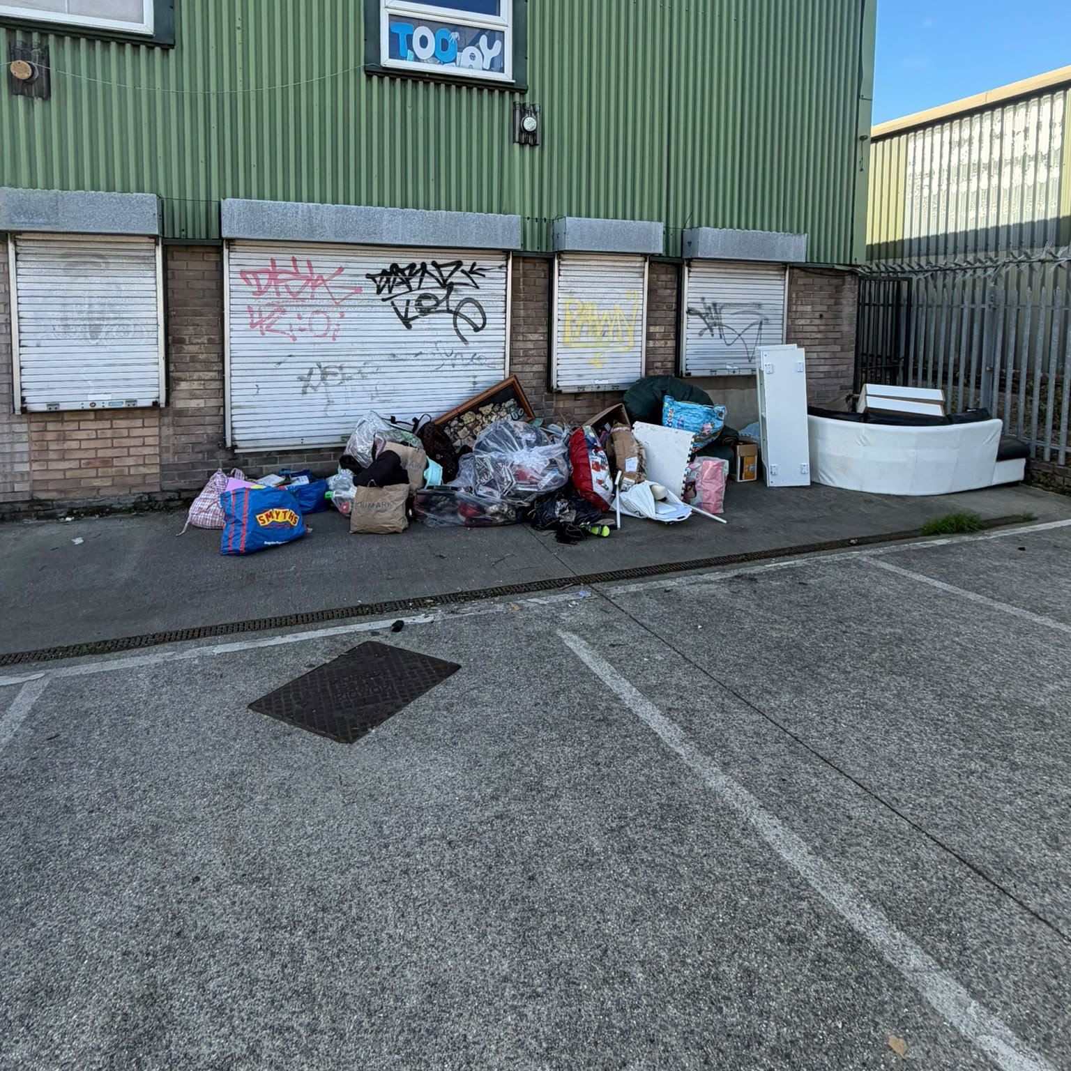 'You name it, we’ve had it' - Yorkshire charity shop overwhelmed by fly ...