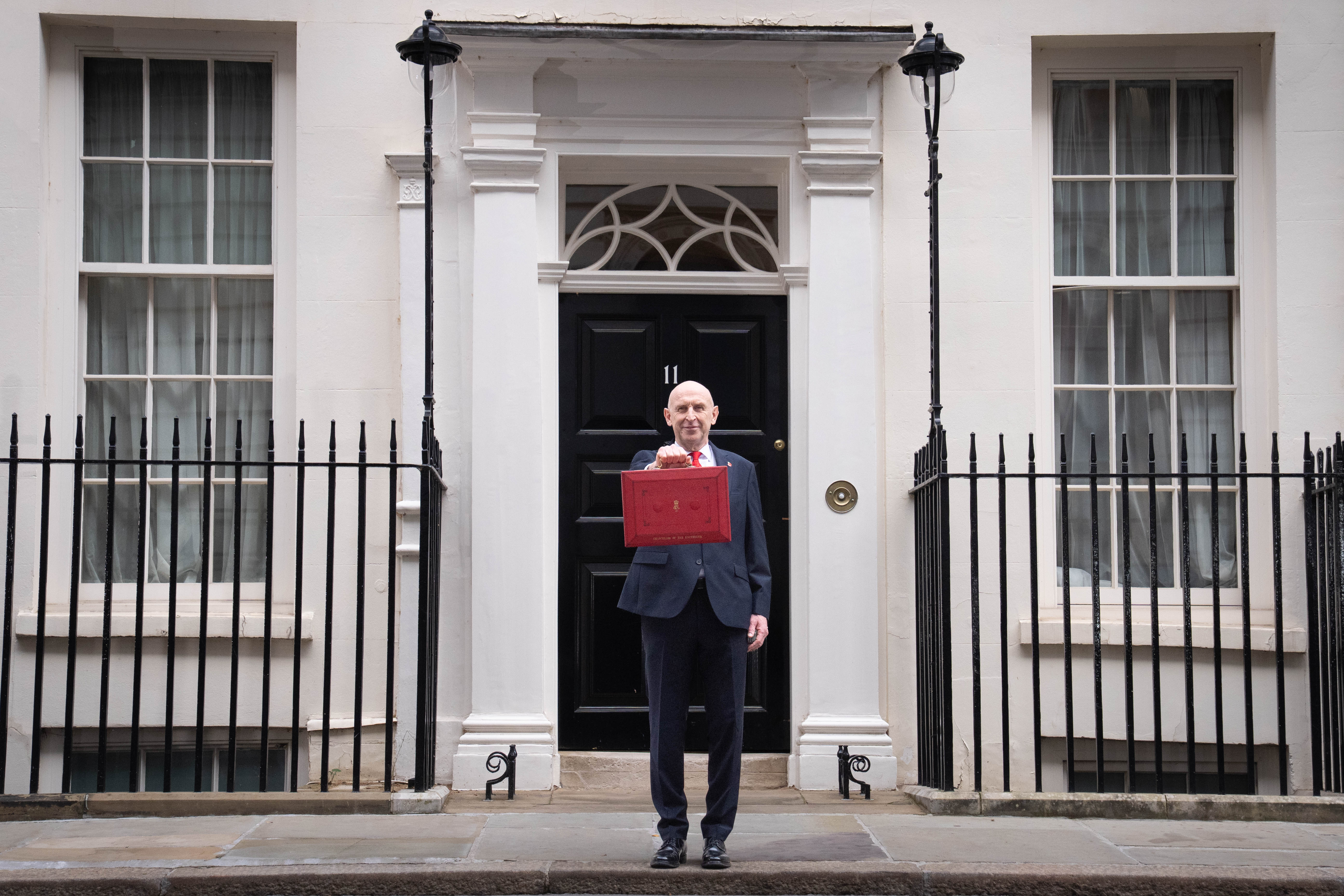 Budget 2026: John Healey announces £100 off energy bills for 20m households