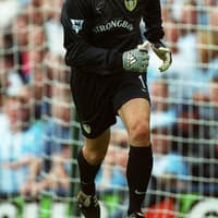 'Level-headed' Leeds United star James Trafford draws praise from Whites legend Nigel Martyn