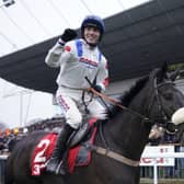 Harry Cobden partners the Sir Alex Ferguson co-owned Clan Des Obeaux in the Cheltenham Gold Cup. They came to prominence when winning the 2018 King George VI Chase at Kempton.