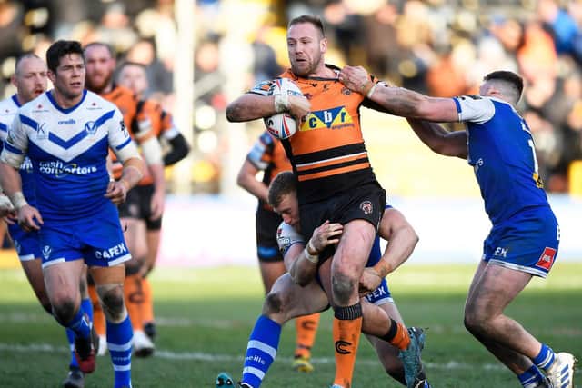 BREAK: Liam Watts in action against St Helens. Picture: George Wood/Getty Images.