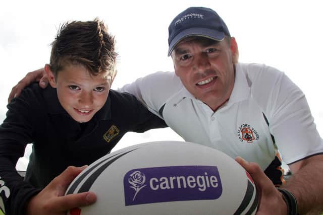 Former Castleford Tigers hooker Colin Maskill and son Dan - who went on to play for Featherstone Rovers - ahead of the 2007 Carnegie Champion Schools Finals Matches. (VAUGHN RIDLEY/SWPIX.COM)