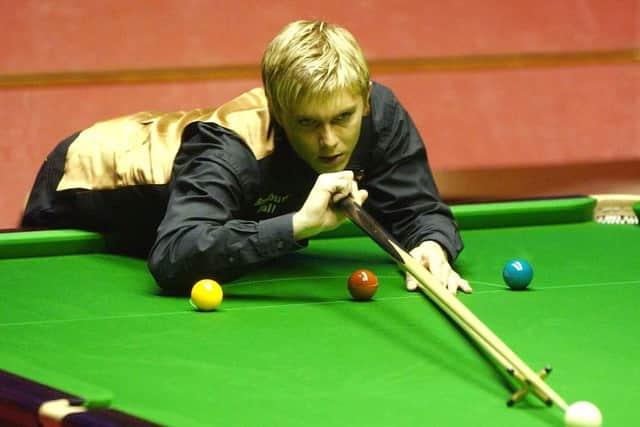 SNOKER SPICE: Paul Hunter during his World Snooker semi-final match against Ken Doherty at The Crucible Theatre in May 2003. PA: Rui Vieira.