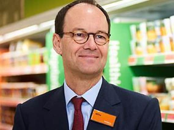 Sainsbury's announced that its chief executiveMike Coupe will leave the firmon May 31