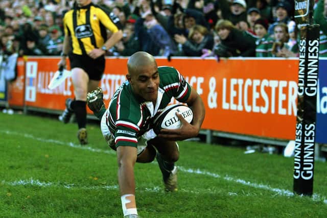 LEICESTER, ENGLAND - NOVEMBER 12: Tom Varndell of Leicester scores a try during the Guinness Premiership match between Leicester Tigers and Gloucester at Welford Road on November 12, 2005 in Leicester, England. (Photo by Matthew Lewis/Getty Images)