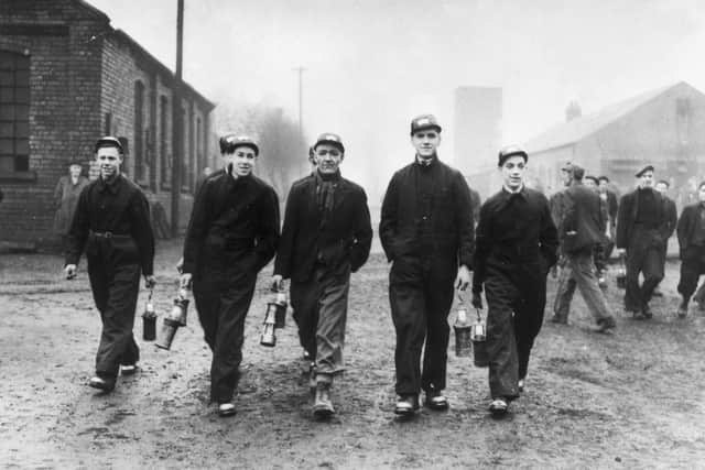 21st January 1944:  Bevin Boys at the Prince of Wales Colliery, Pontefract.  (Photo by Keystone/Getty Images)