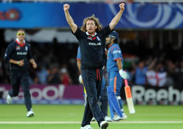 England's Ryan Sidebottom celebrates after beating India during the ICC World Twenty20 Super Eights match at Lord's, London. PRESS ASSOCIATION Photo. Picture date: Sunday June 14, 2009. Photo credit should read: Anthony Devlin/PA Wire. RESTRICTIONS: Use subject to restrictions. Editorial use only. No commercial use. Call +44 (0)1158 447447 for further information.