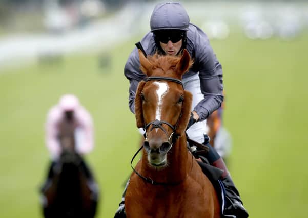 Emmet McNamara made all to win the Investec Derby on Serpentine.
