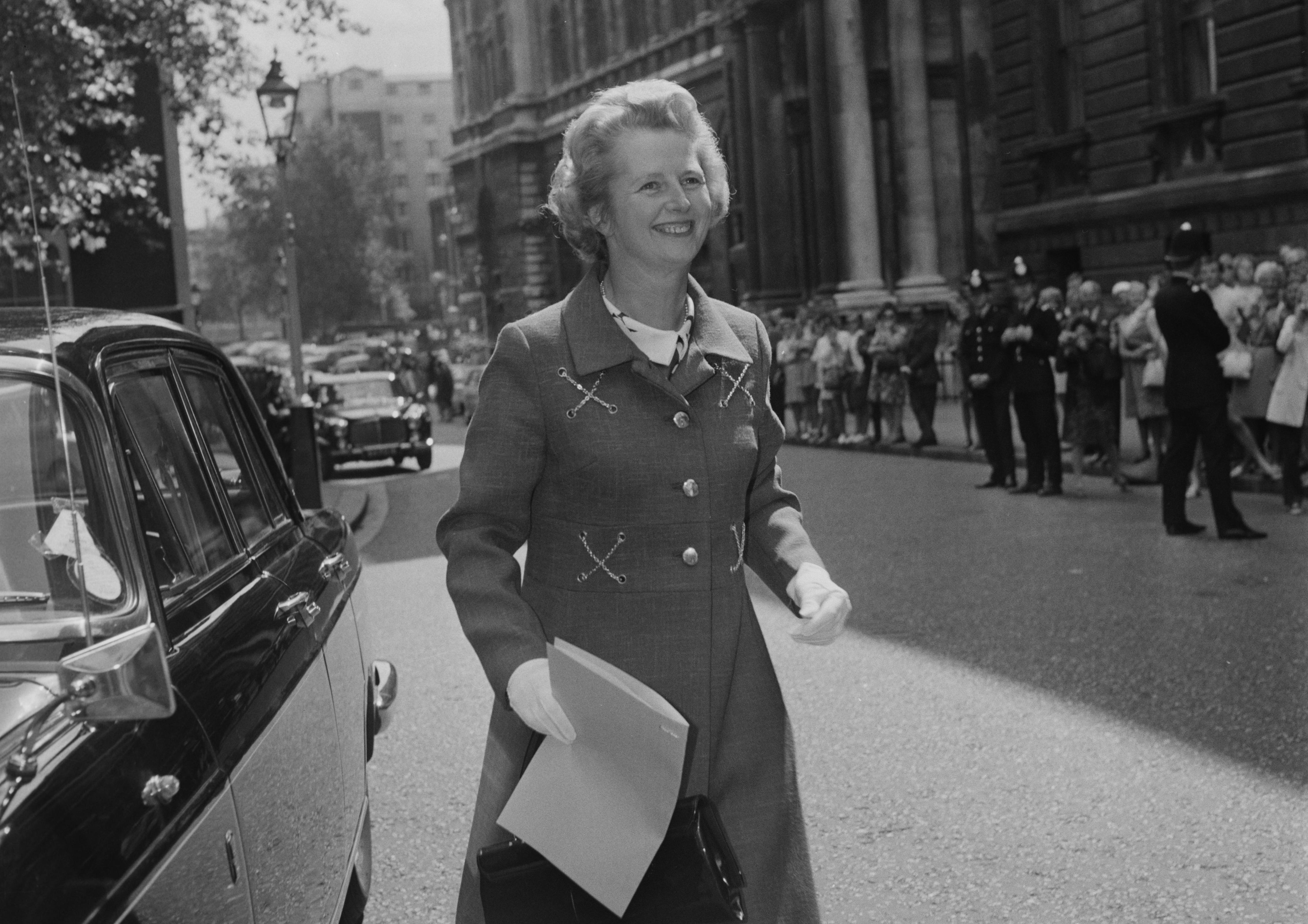 Margaret Thatcher, Oxford University, law, House of Commons, Conservative Party, prime minister of Britain, Falklands War