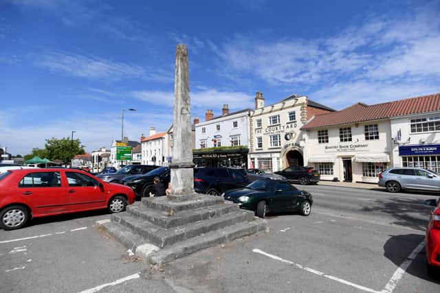 The old market cross in Bawtry