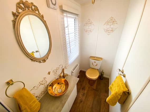 The "golden throne" bathrooms in the The Royal Caravan in Cayton Bay, Scarborough. Copyright: Parkdean resorts