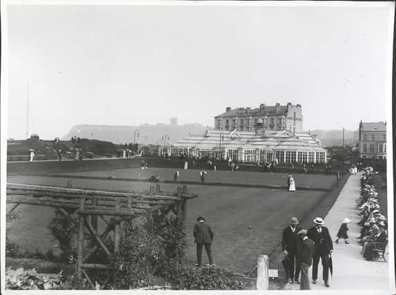 The Bowling Greens in Alexandra Gardens, Scarborough, with the Floral Hall behind, Scarborough. (Photo by Hulton Archive/Getty Images)