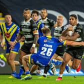 Hull FC's Alebrt Kelly on the attack (PIC: BRUCE ROLLINSON)