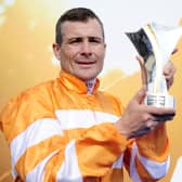 Top jockey Pat Smullen has lost his cancer fight.