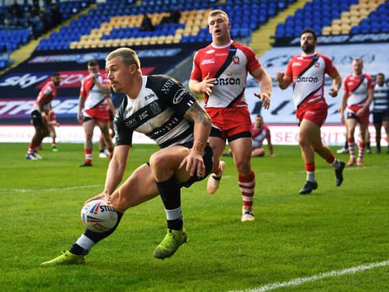 Hull FC's Jamie Shaul scores the first of his two tries (PIC: JONATHAN GAWTHORPE)