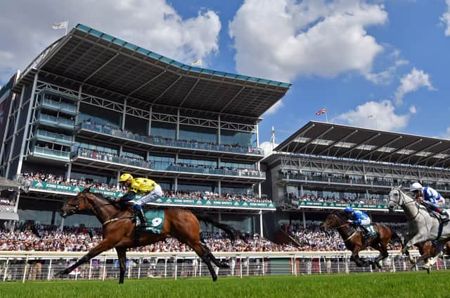 This was Euchen Glen winning the 2018 John Smith's Cup at Ascot.