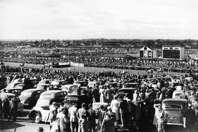 An archive photo of Wetherby races from the 1950s.