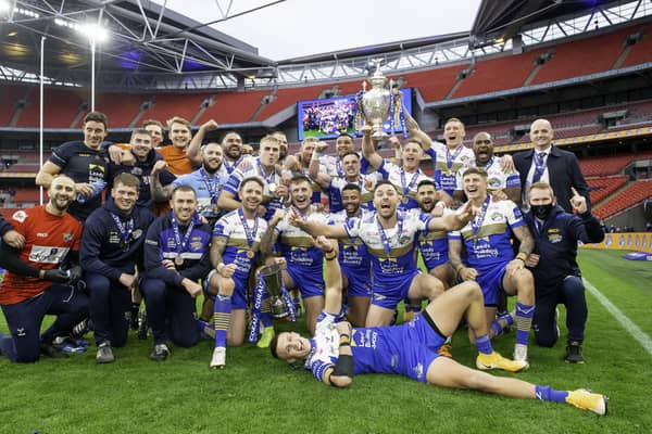 GREAT DAY: Leeds Rhinos celebrate winning the Coral Challenge Cup after defeating Salford at wembley. Picture by Allan McKenzie/SWpix.com