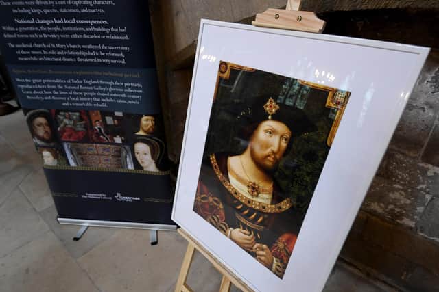 The paintings will be reproductions of paintings from the National Portrait Gallery’s prized Tudor collection