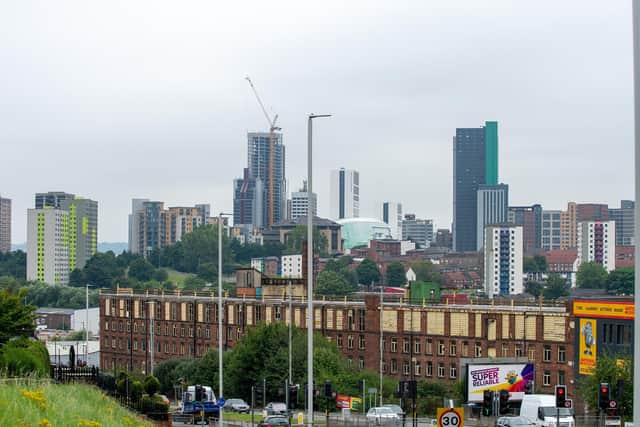 A number of suggestions have been raised to tackle air pollution in Leeds.