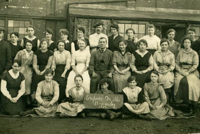 Alfred Brown employees in 1918.