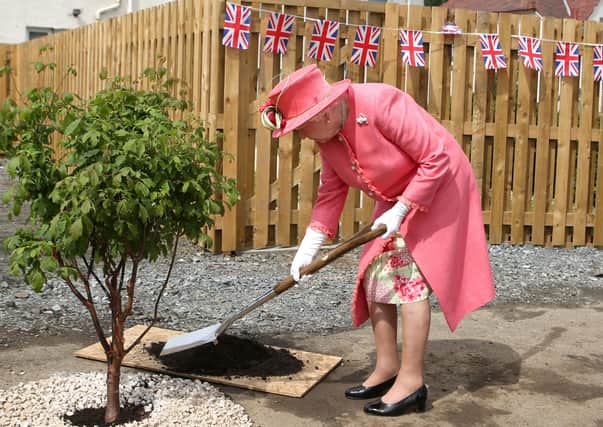 The Queen's Platinum Jubilee is to be marked by a new campaign urging people to plant a tree.