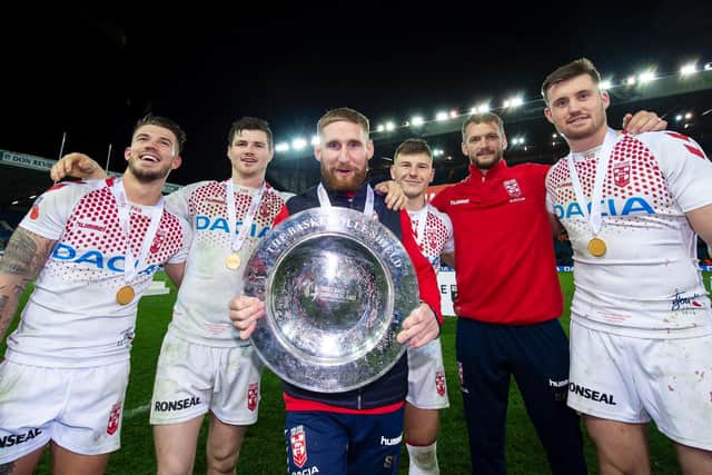 Joe Greenwood, far right, with his then Wigan Warriors team-mates Oliver Gildart, John Bateman, Sam Tomkins, George Williams and Sean O'Loughlin after helping England win the Baskerville Shield against New Zealand at Elland Road in 2018. (Allan McKenzie/SWpix.com)