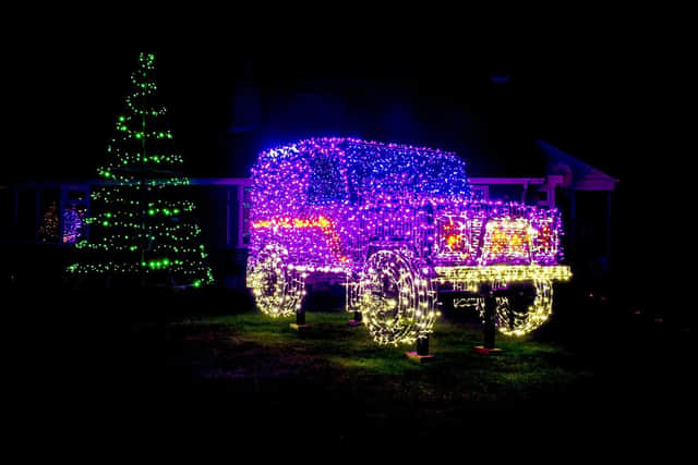Andrew Wilkinson's Land Rover replica made of Christmas lights.