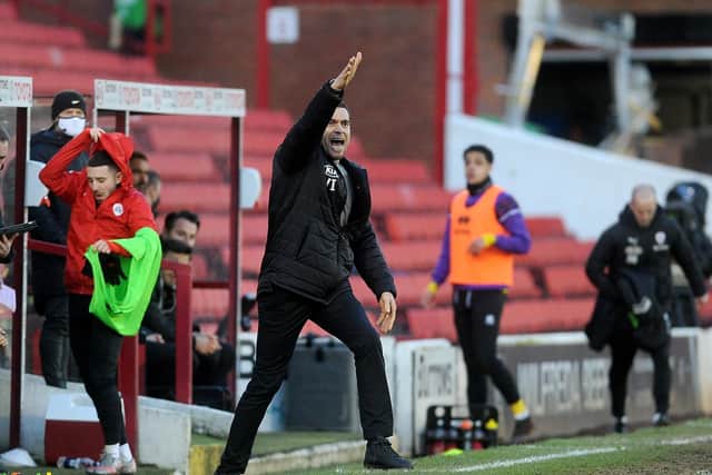 MESSAGE RECEIVED: Barnsley head coach Valerien Ismael barks orders at his players during Saturday's 1-0 FA Cup win over Norwich City at Oakwell. Picture by Simon Hulme
