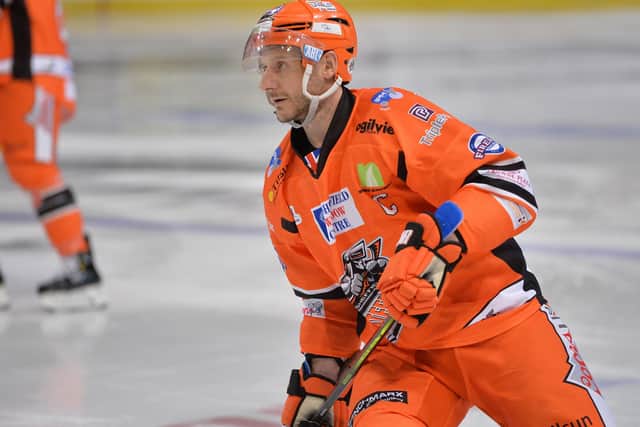 Jonathan Phillips in action for the Steelers (Picture: Dean Woolley)