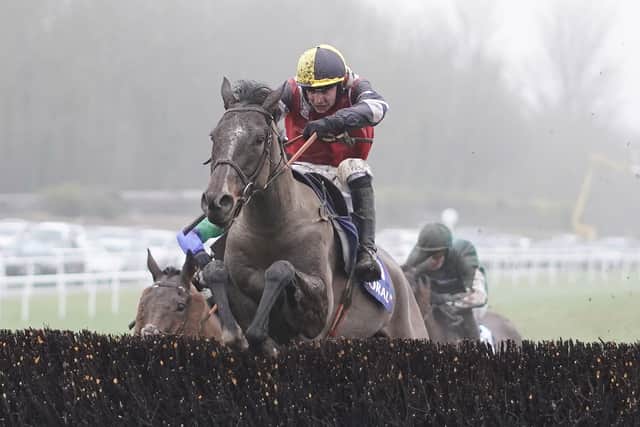 This was Potters Corner and Jack Tudor winning the 2019 Welsh Grand National at Chepstow.